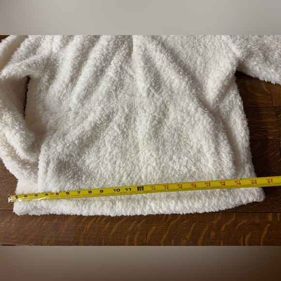 πGAP Brand | Like NEW, Winter White, 1/4 Zip Pullover Jacket, Medium, Soft - Picture 13 of 16